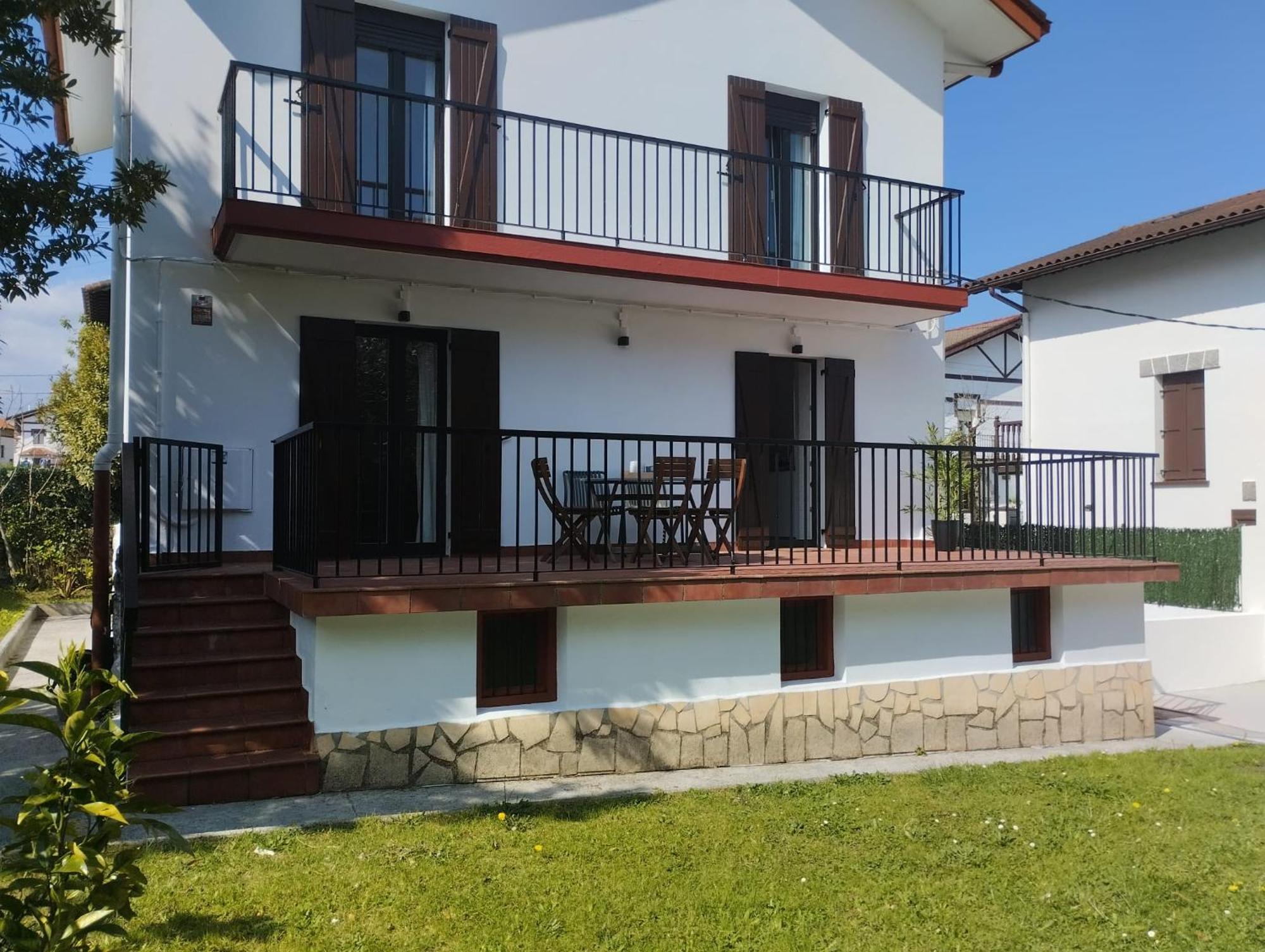 Вилла Casa Gaztelu Txiki Ирун Экстерьер фото